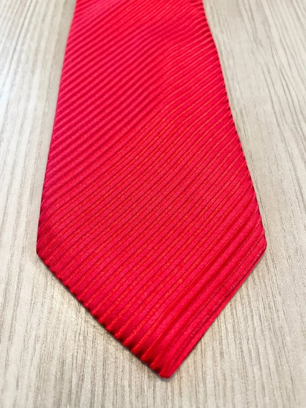 David Donahue 100% Silk Red Textured Tie Handmade in USA